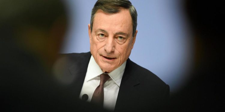 Vaccino Pfizer, Draghi duro con Kurz: “Non avrà una dose in più”