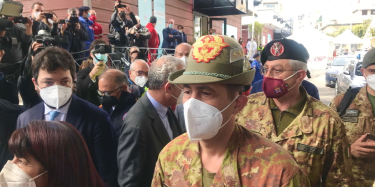 L’annuncio di Figliuolo: “In arrivo altre 2,8 milioni dosi di vaccino”