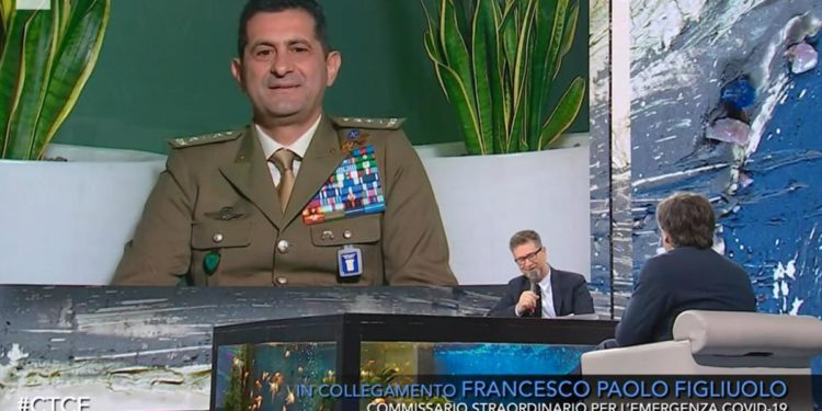 Piano vaccino, Figliuolo: “Entro settembre 80% italiani vaccinati”