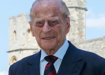 Principe Filippo dimesso dall’ospedale, come sta