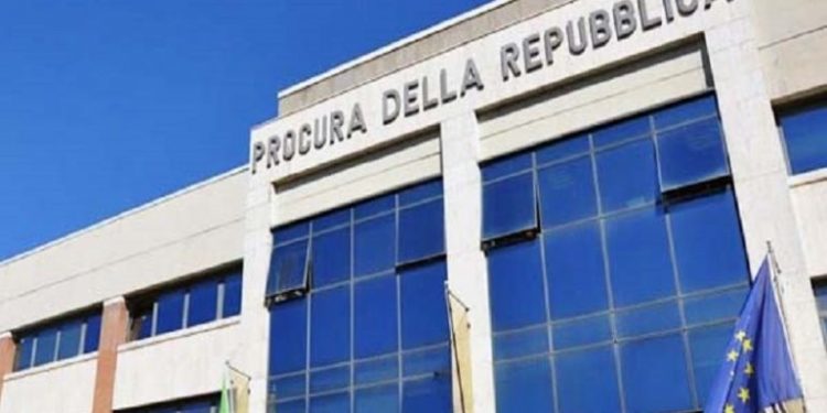 Genitori Diabolik a procura Roma: ”Ucciso perché voleva ‘abdicare’, non si archivi inchiesta”