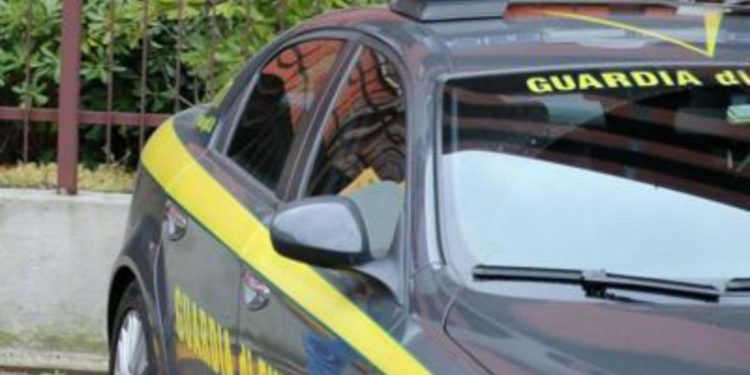 Truffa Dpi a Protezione Civile Lazio, sei persone ai domiciliari