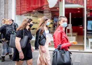 Zona rossa rafforzata e giovani a casa, l”invenzione’ del sindaco
