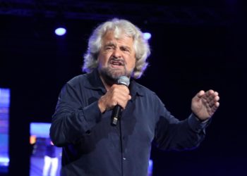 M5S, fonti: “Su doppio mandato Grillo espone Conte a fuoco incrociato”