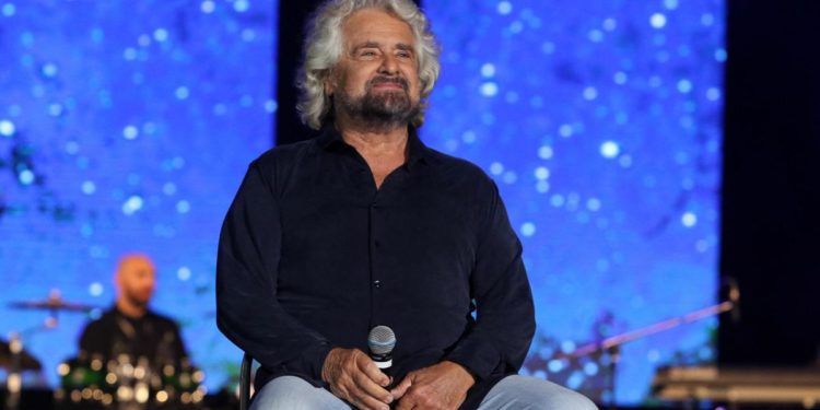 Covid, Grillo e “una società più giusta da ricostruire”