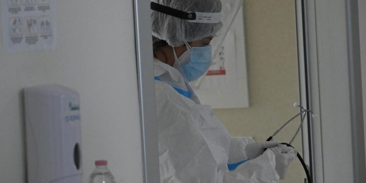 Covid Italia, aumentano ricoveri: 10 Regioni sopra soglia critica