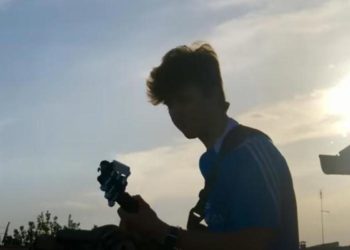 Jacopo il chitarrista di Piazza Navona: “Di nuovo sul balcone per gli italiani in lockdown”