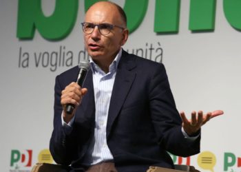 Letta: “Serve un nuovo Pd”. E ringrazia Zingaretti