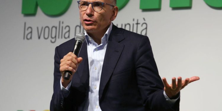 Letta: “Serve un nuovo Pd”. E ringrazia Zingaretti