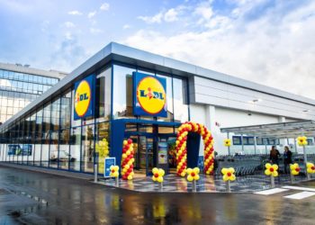 8 marzo, Lidl: donati 40mila euro a Di.Re. e Salute Donna Onlus