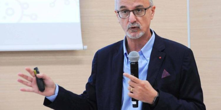 Covid Italia, Lopalco: “In estate terza ondata sarà esaurita”