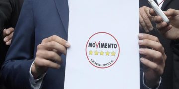M5S, Conte prepara il rilancio: per ora il simbolo non si tocca