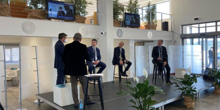 Covid, inaugurato primo hub aeroportuale per i test a Olbia con Garavaglia