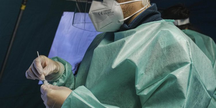 Vaccino Covid, inviate task force in Molise e Basilicata