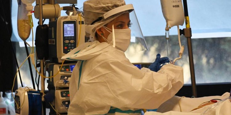 Coronavirus Emilia Romagna, 2.040 nuovi casi e 44 morti: bollettino 2 marzo