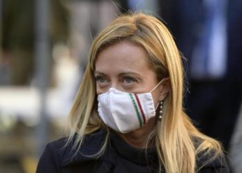 Covid, Meloni: “Non vedo discontinuità, ancora Dpcm”