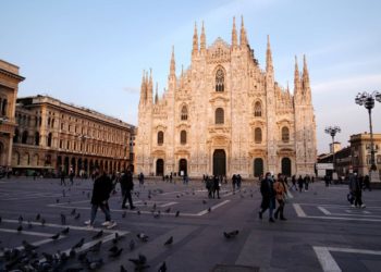 Covid Lombardia, oggi 5.658 contagi e 67 morti: bollettino