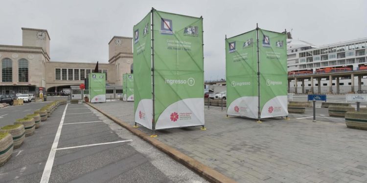 Vaccino AstraZeneca, a Napoli non si presenta il 60% dei convocati