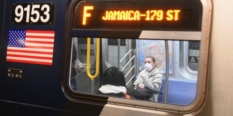 Covid, in Usa somministrati oltre 100 milioni di vaccini