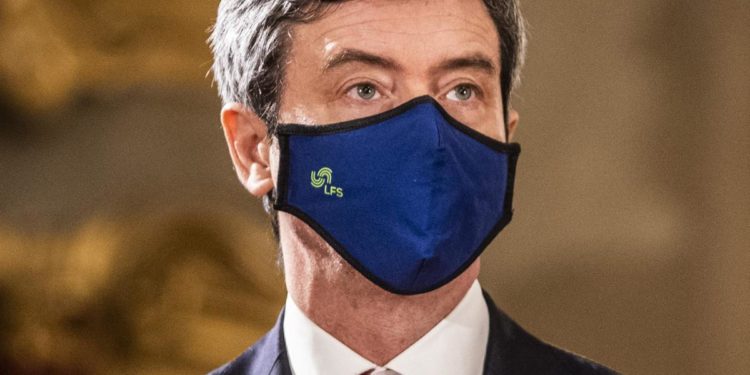 Decreto sostegno 2021, blocco licenziamenti: come funziona