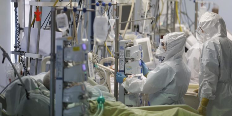 Covid Abruzzo, oggi 224 contagi e 17 morti: bollettino 29 marzo