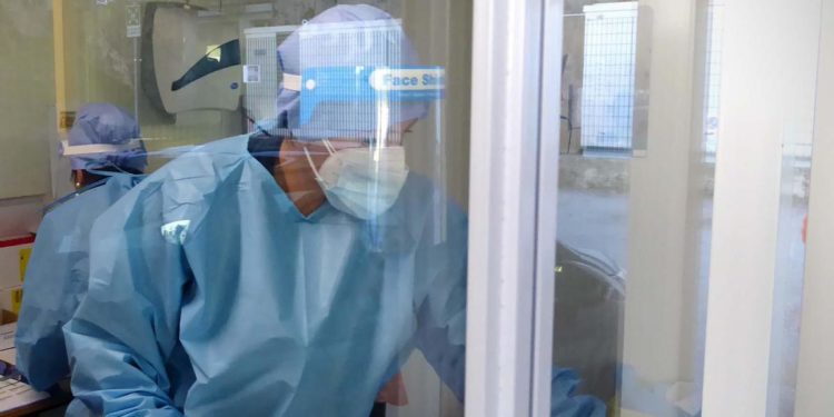 Covid Italia, Iss: “Rt superiore a 1 in 10 regioni”