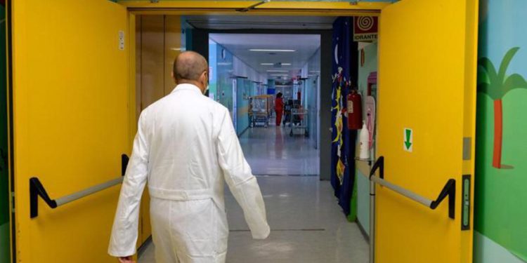 “A fine lockdown rischio nuovi casi di meningite”