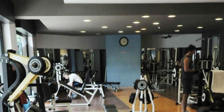 Covid, da Camera ‘no’ a riapertura palestre, piscine e scuole di danza