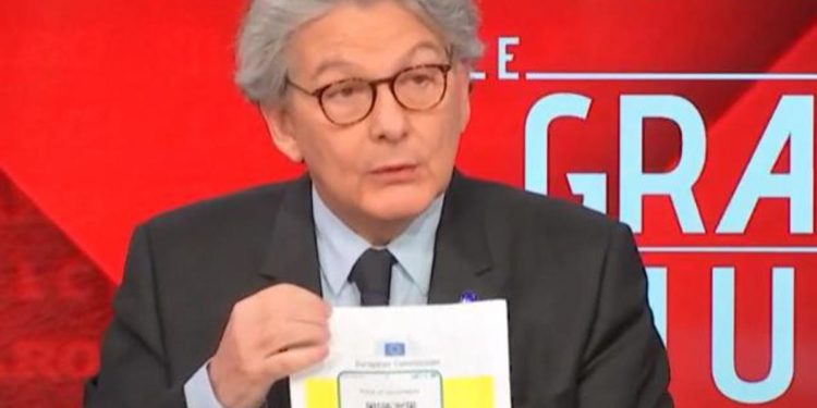 Passaporto vaccinale europeo: quando arriva, a cosa serve