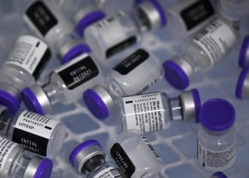 Vaccino Pfizer “sicuro su 12-15enni, efficacia al 100%”