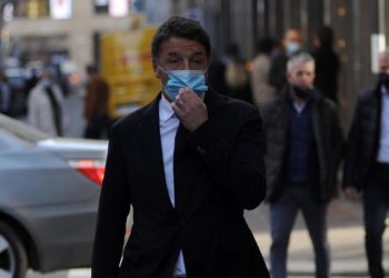 Renzi e i parlamentari con licenza di viaggiare: ecco documento ministero