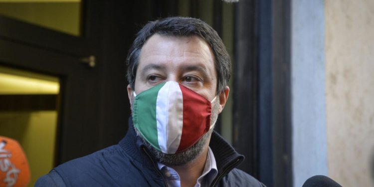 Covid, Salvini: “Aiutare Speranza? Sto cercando vaccini”