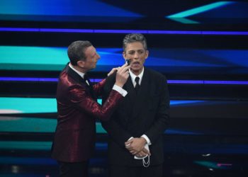 Sanremo 2021, ascolti tv terza serata: 10,59 milioni per le cover