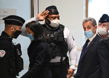 Sarkozy condannato a 3 anni per corruzione e traffico d’influenze