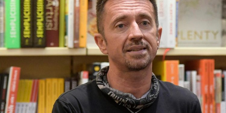 Scanzi vaccinato, Codacons contro Berlinguer