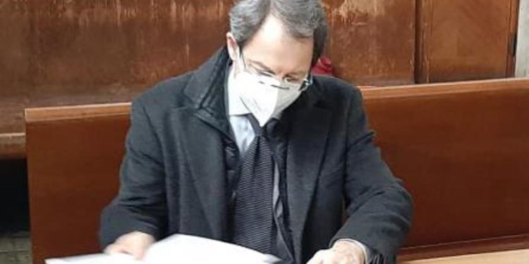 Fondi Lega, Scillieri in aula: “Un po’ di umanità per favore”