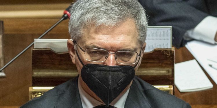 Recovery, Franco: “Per l’Italia 191,5 miliardi, risorse a fine estate”