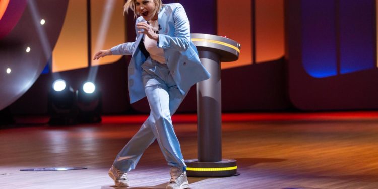 Simona Ventura: “Torno conduttrice per maltrattare i vip”