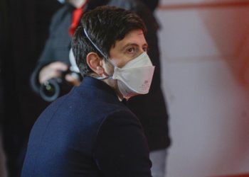 Covid, Speranza: “Anno difficilissimo, virus non fa sparire il resto”