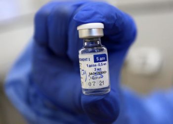 Vaccino Sputnik, Sileri: “Ora non ci può aiutare, per ok serve tempo”