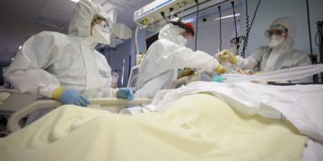 Covid Lazio, oggi 1.836 contagi e 14 morti. A Roma 900 casi