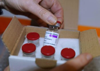 Vaccino AstraZeneca, “stop export dosi in Australia dimostra disperazione”