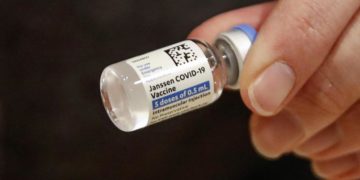 Vaccino Covid J&J, Oms approva l’utilizzo d’emergenza
