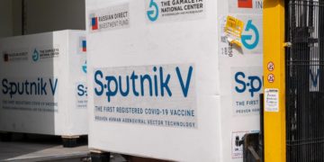 Campania comprerà il vaccino Sputnik