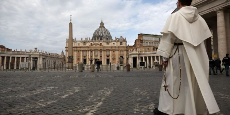 Civiltà Cattolica: “C’è bisogno di partiti contro populismo e tecnocrazia”