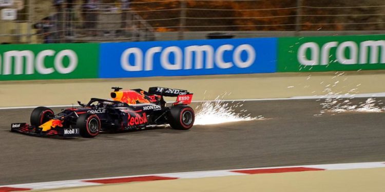 F1, Verstappen pole in Bahrain: Leclerc quarto con Ferrari