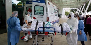 Covid Brasile, 1.641 morti: record di decessi in 24 ore