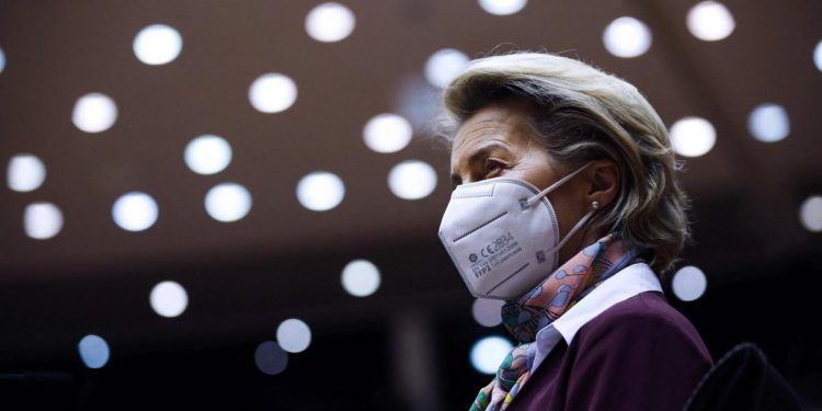 Vaccino Pfizer, von der Leyen: “Consegna accelerata di 10 milioni di dosi”