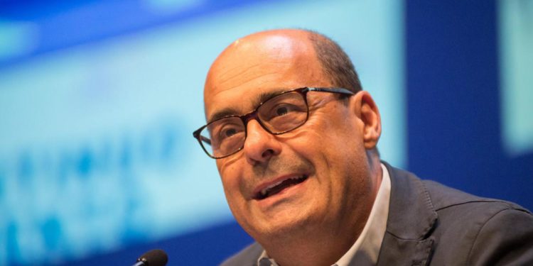 Pd, Zingaretti: “Congresso nel 2023”. Le correnti insorgono