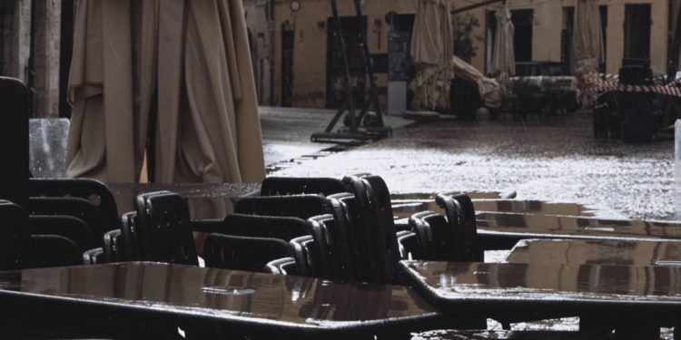 Lombardia zona arancione scuro fino al 14 marzo, regole